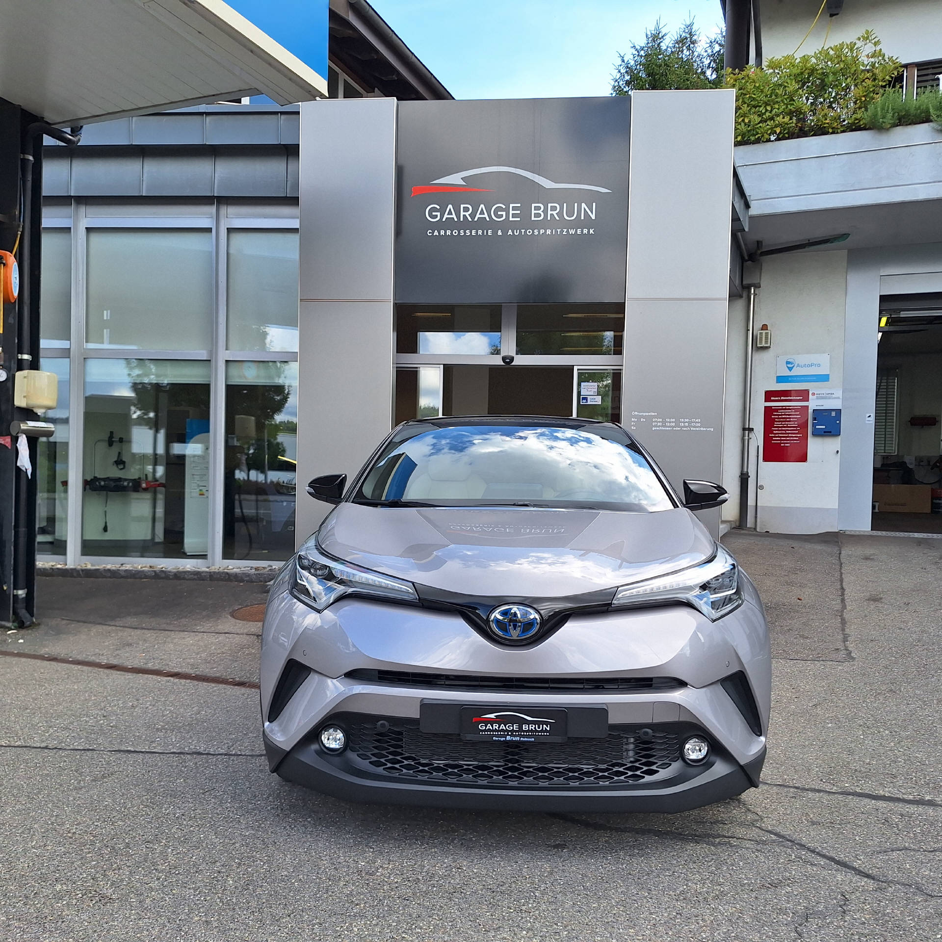 TOYOTA C-HR 1.8 VVTi HSD Style