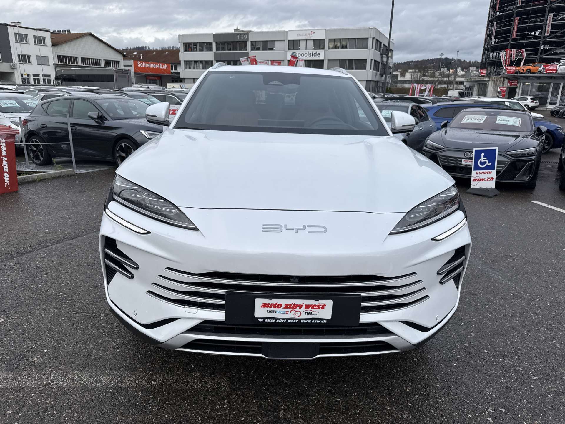 BYD Seal U DM-i PHEV Design AWD 324PS Automat-image-12