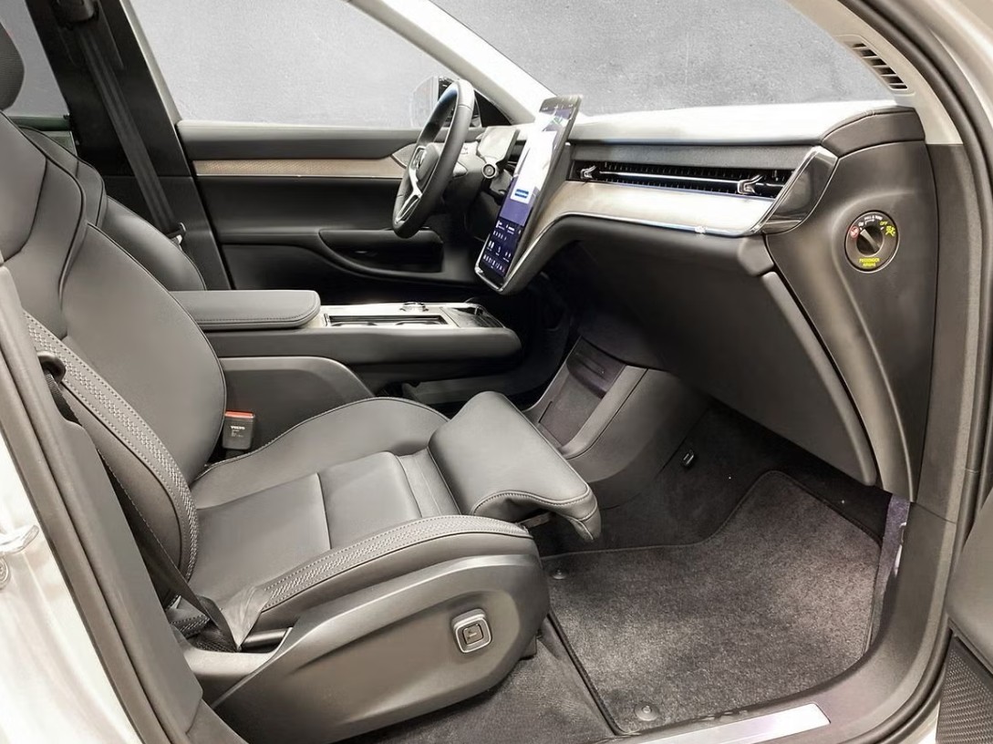 VOLVO EX90 Twin Performance 111 kWh Ultra AWD - 7 Sitzer-image-5