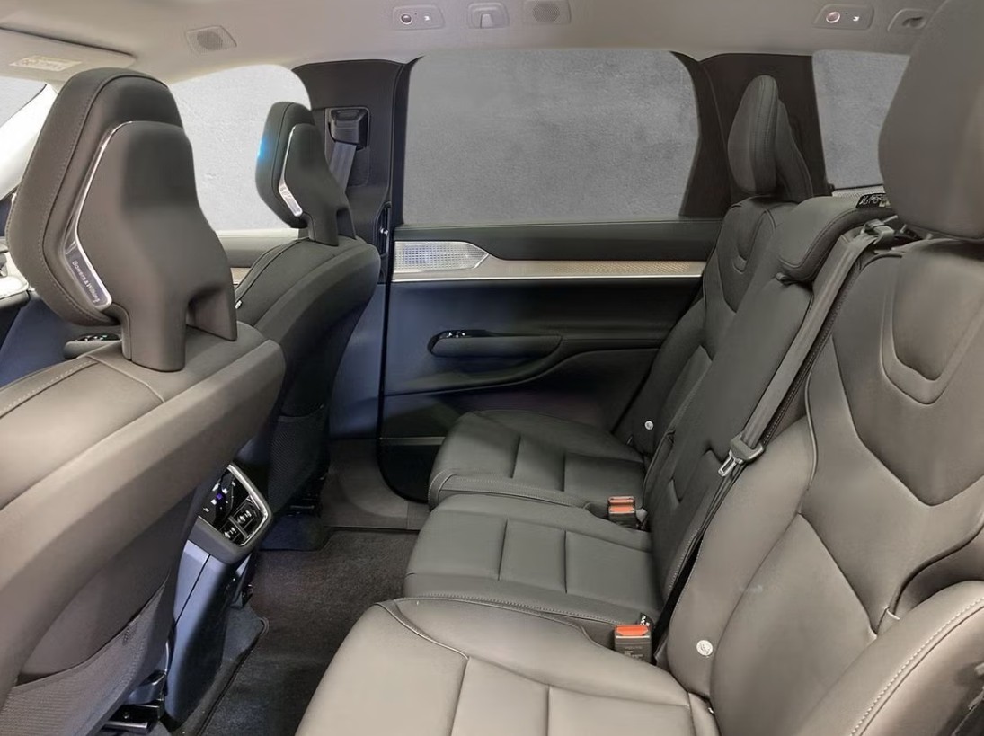 VOLVO EX90 Twin Performance 111 kWh Ultra AWD - 7 Sitzer-image-3