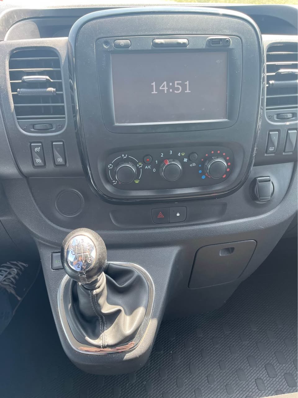 OPEL Vivaro 1.6 CDTI Combi+ 2.7t L1H1-image-11