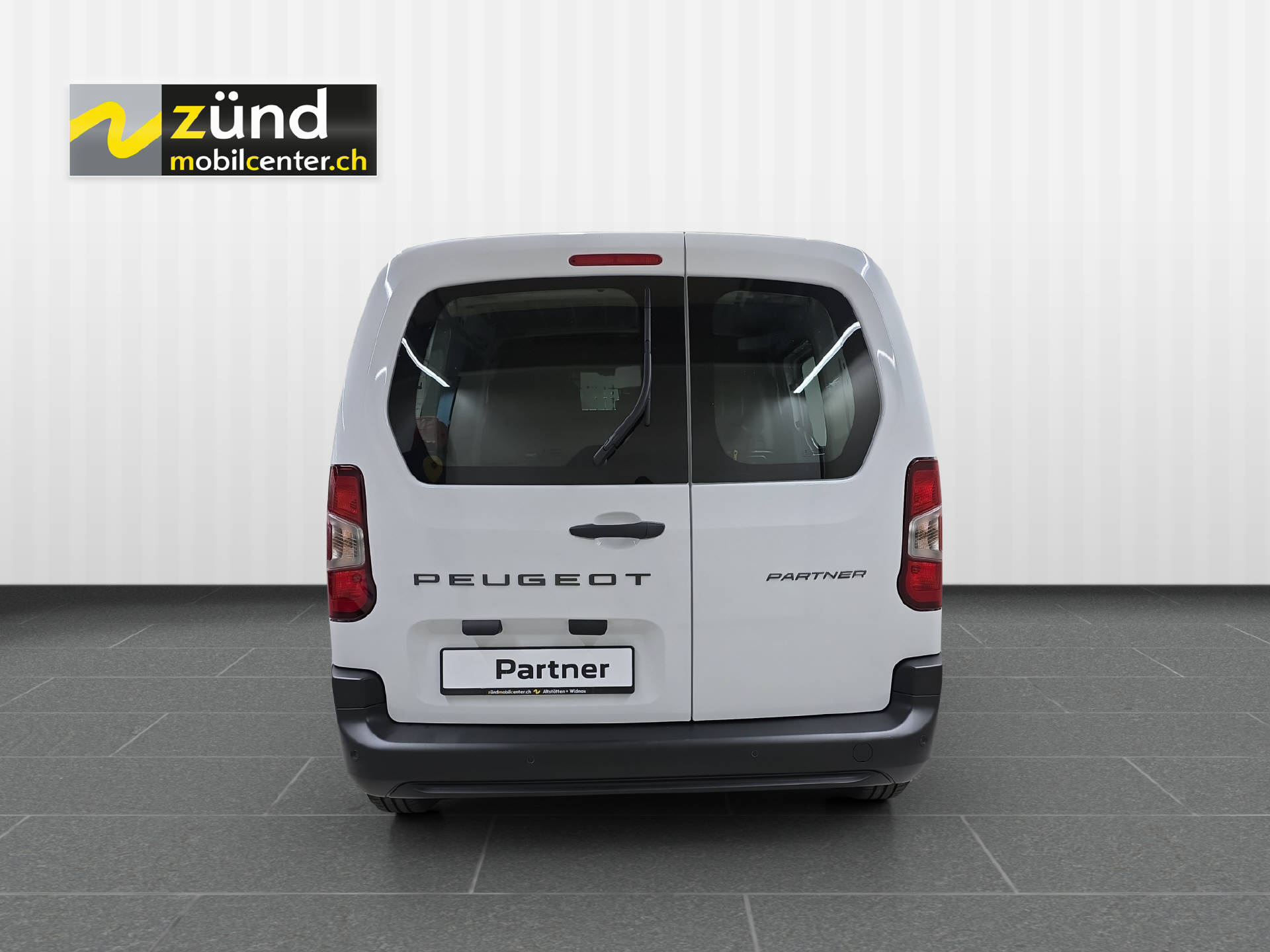 PEUGEOT Partner Tepee 1.2 PureTech Allure S/S-image-7