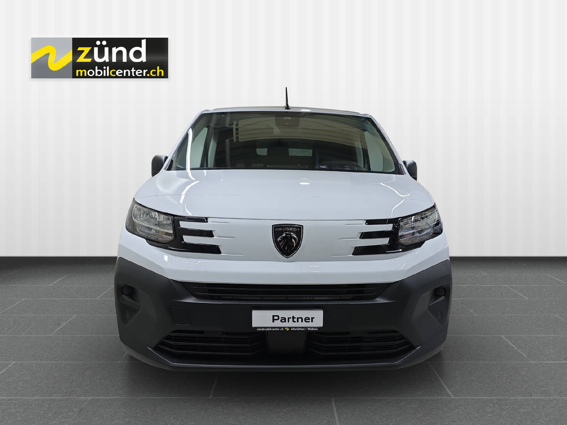 PEUGEOT Partner Tepee 1.2 PureTech Allure S/S-image-8