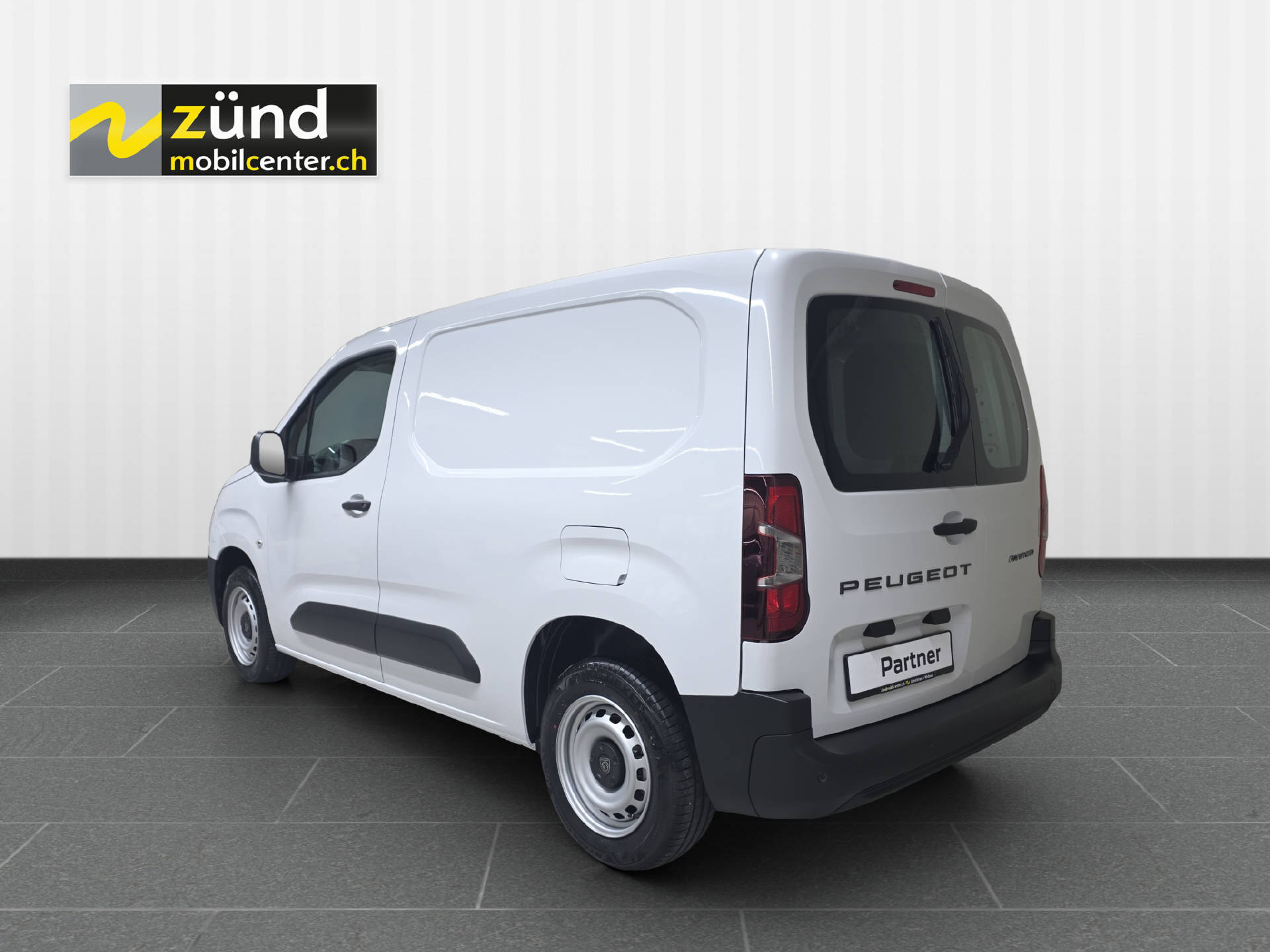 PEUGEOT Partner Tepee 1.2 PureTech Allure S/S-image-6