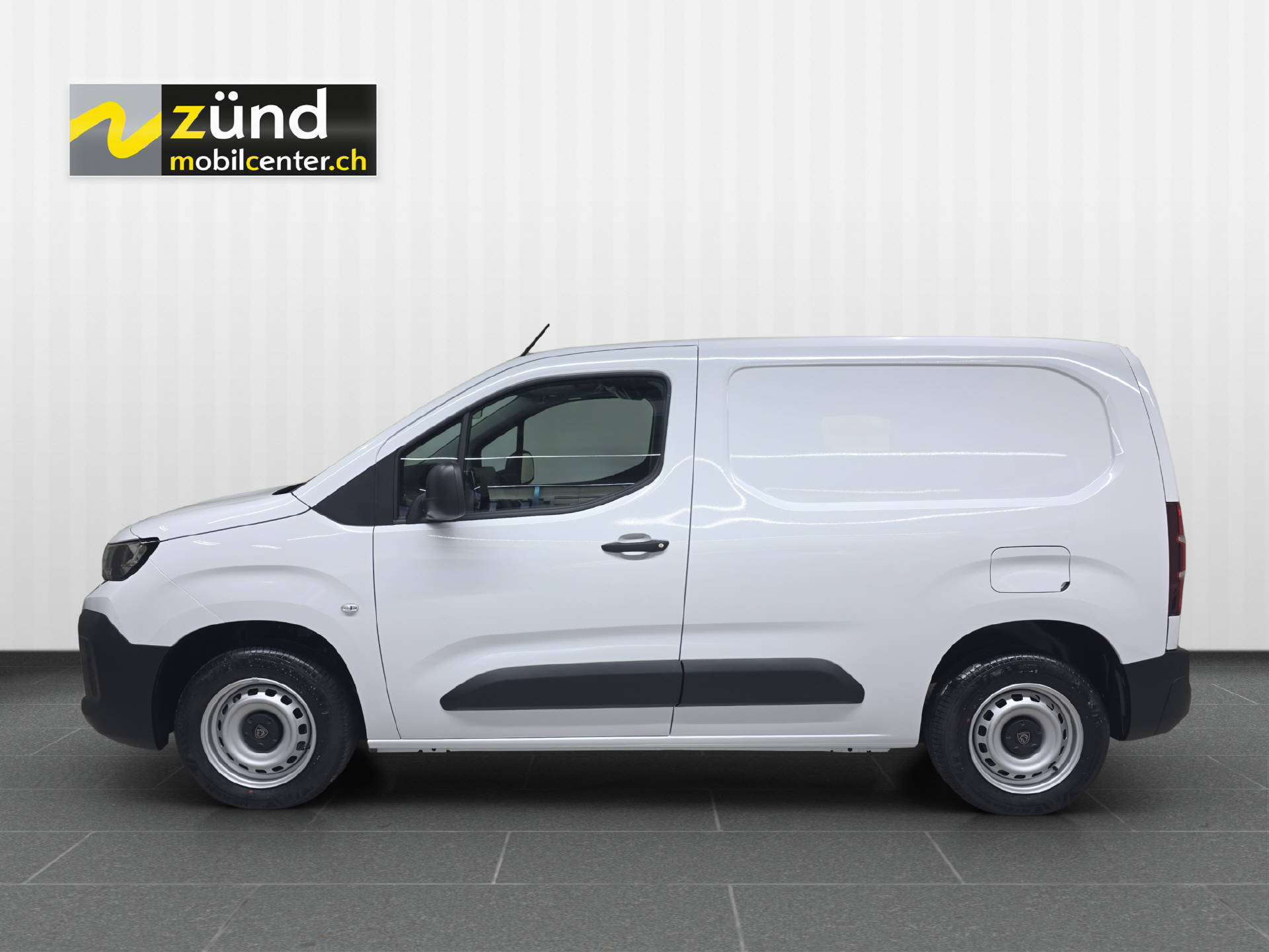 PEUGEOT Partner Tepee 1.2 PureTech Allure S/S-image-5