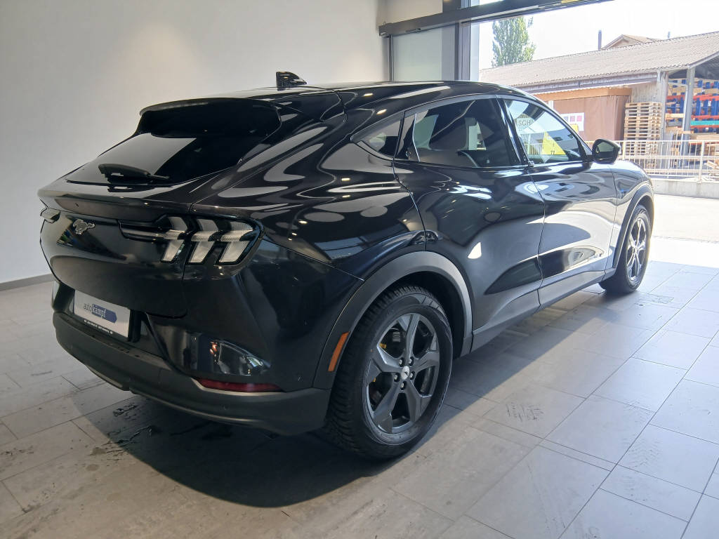 FORD Mustang Mach-E Extended-image-5