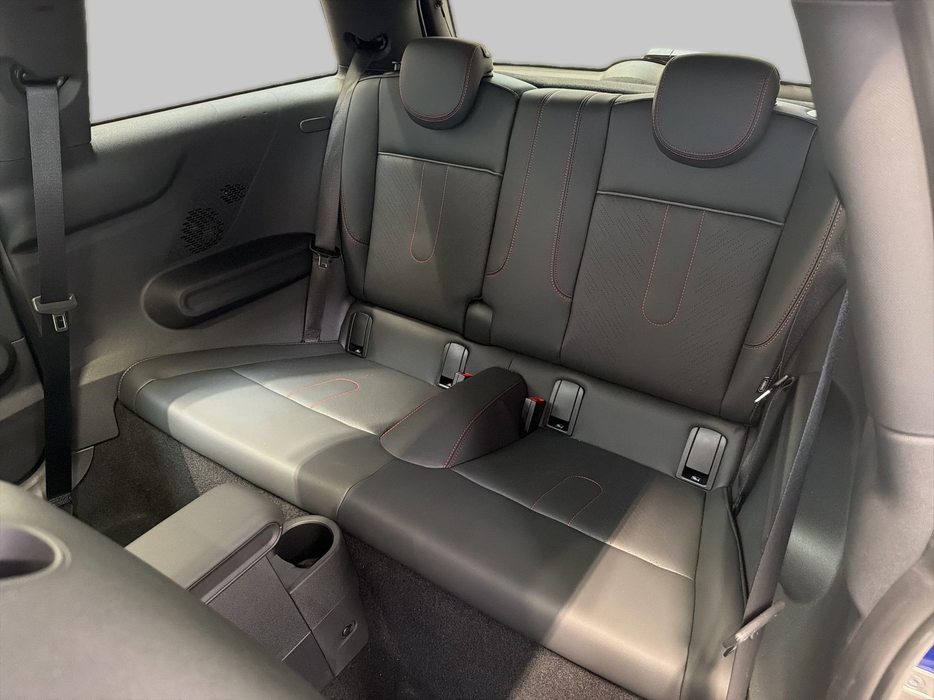 MINI Cooper S-image-16