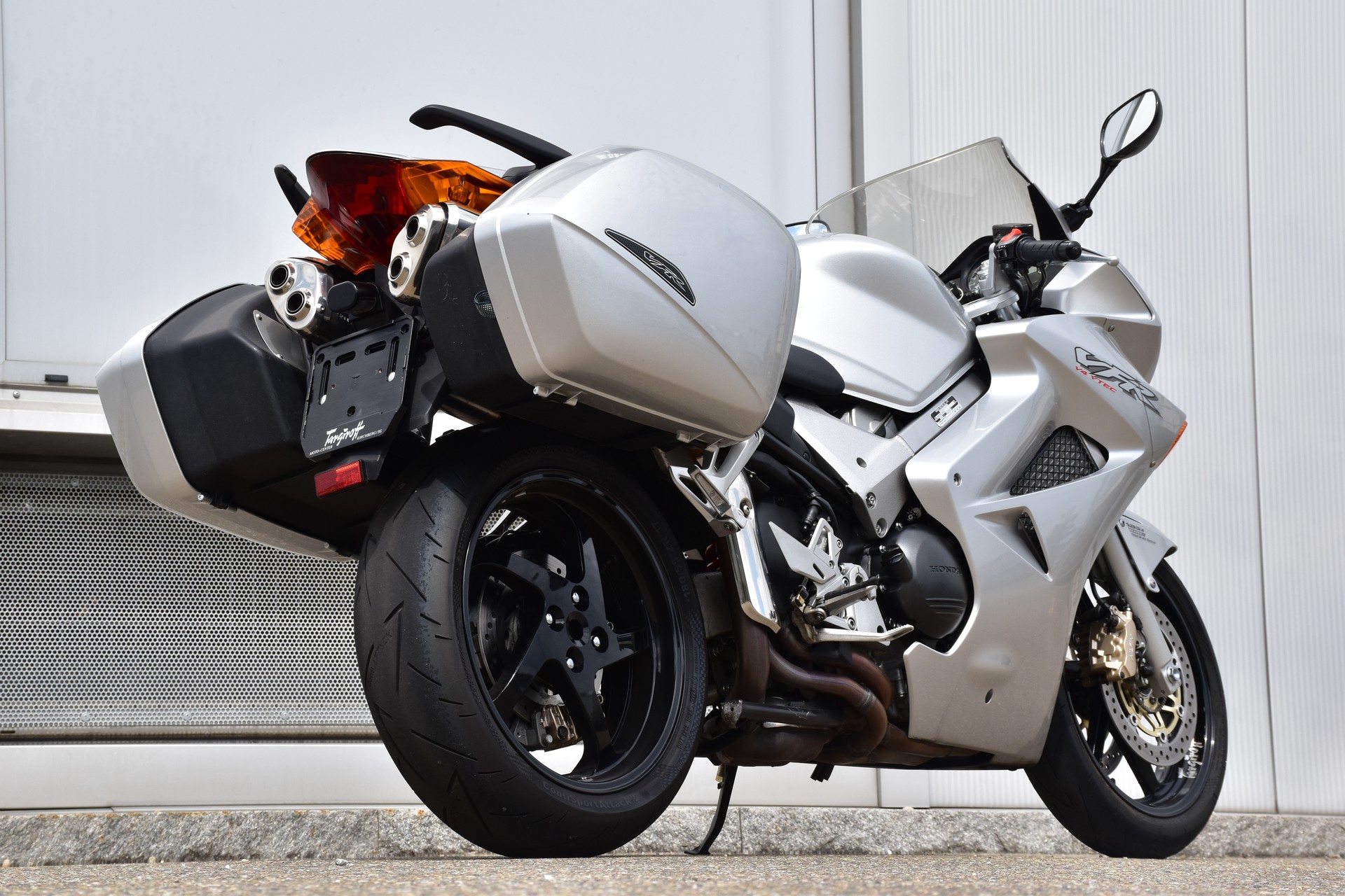 HONDA VFR 800 FI ABS-image-7