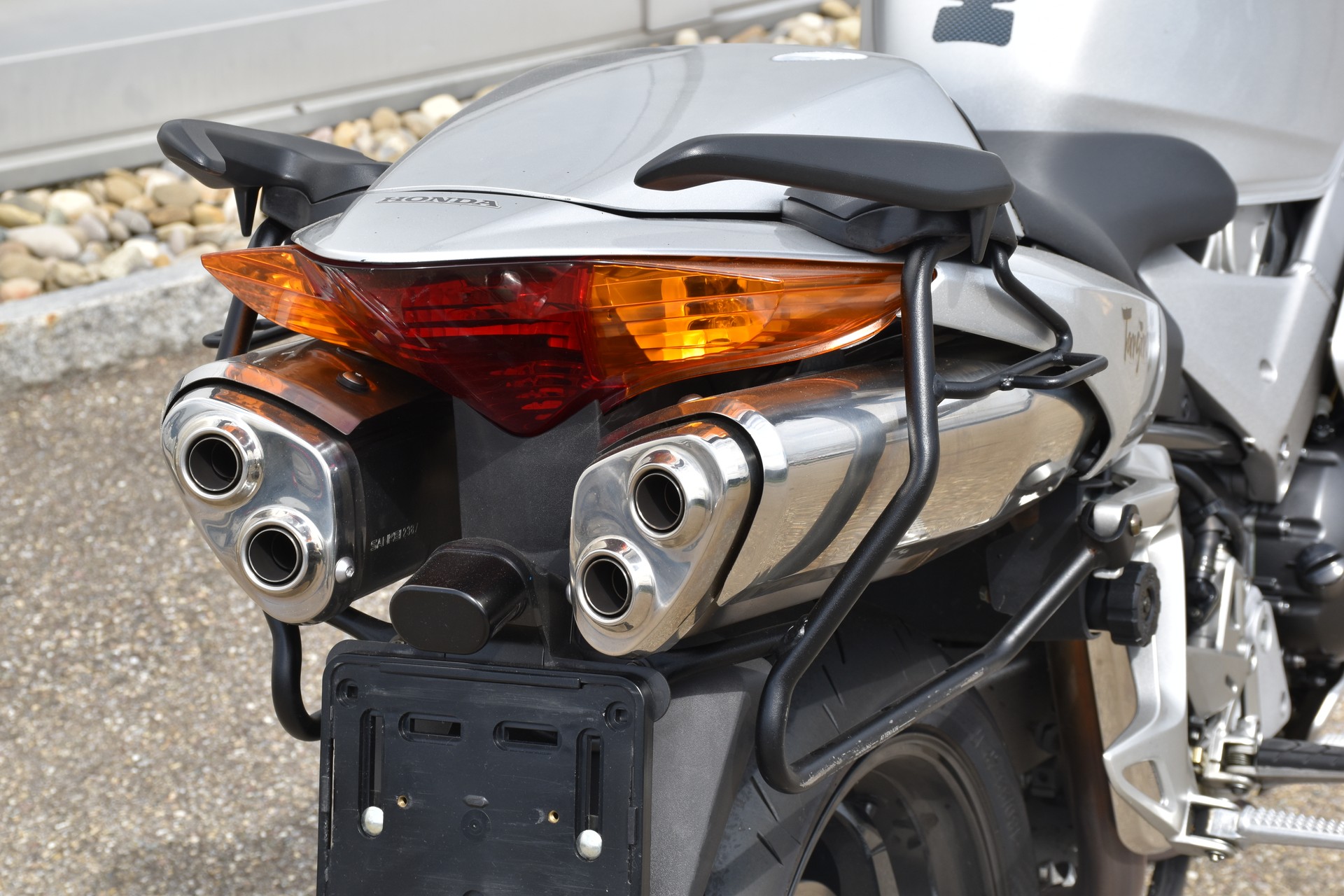 HONDA VFR 800 FI ABS-image-14