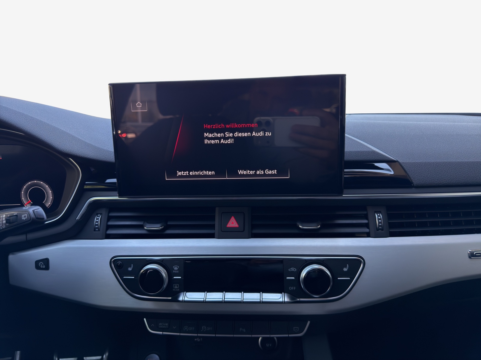 AUDI A4 Avant 40 TFSI S line S-tronic quattro-image-10