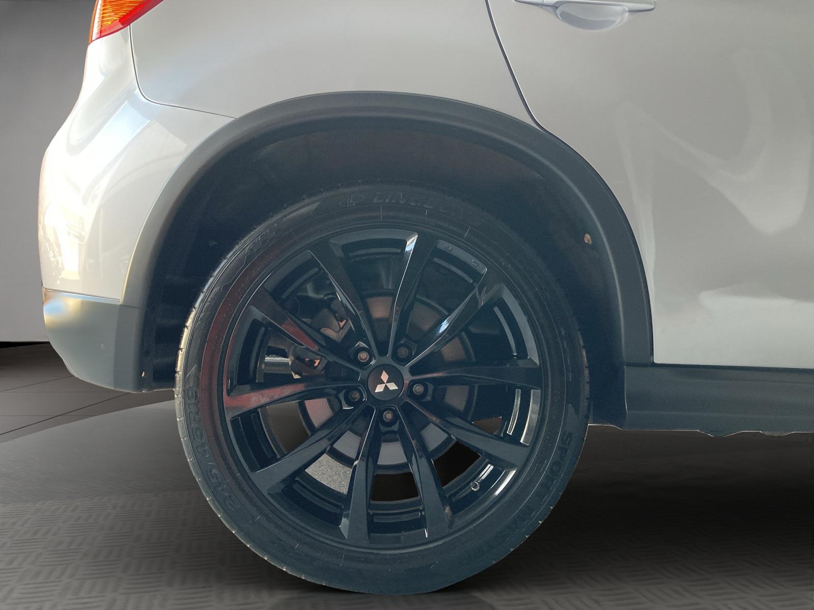 MITSUBISHI ASX 2.2 DID Style Hyaku Edit. 4x4-image-21
