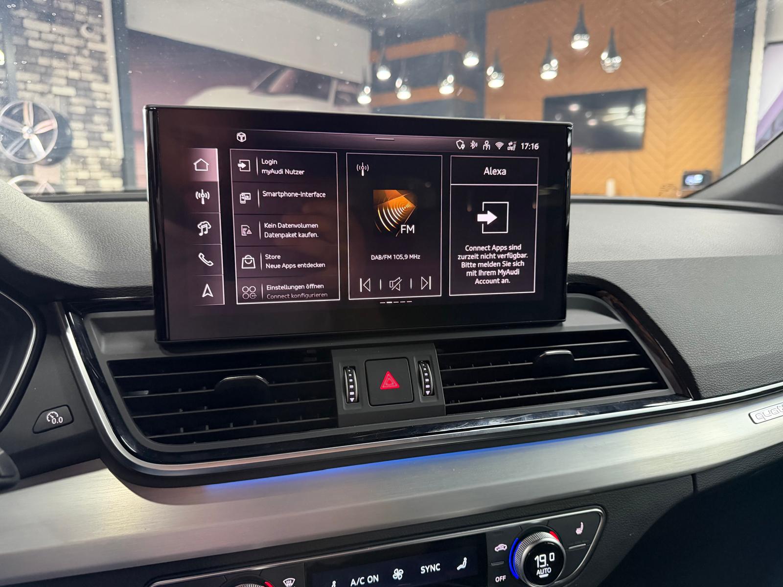 AUDI Q5 Sportback 40 TDI S line quattro S-tronic-image-15