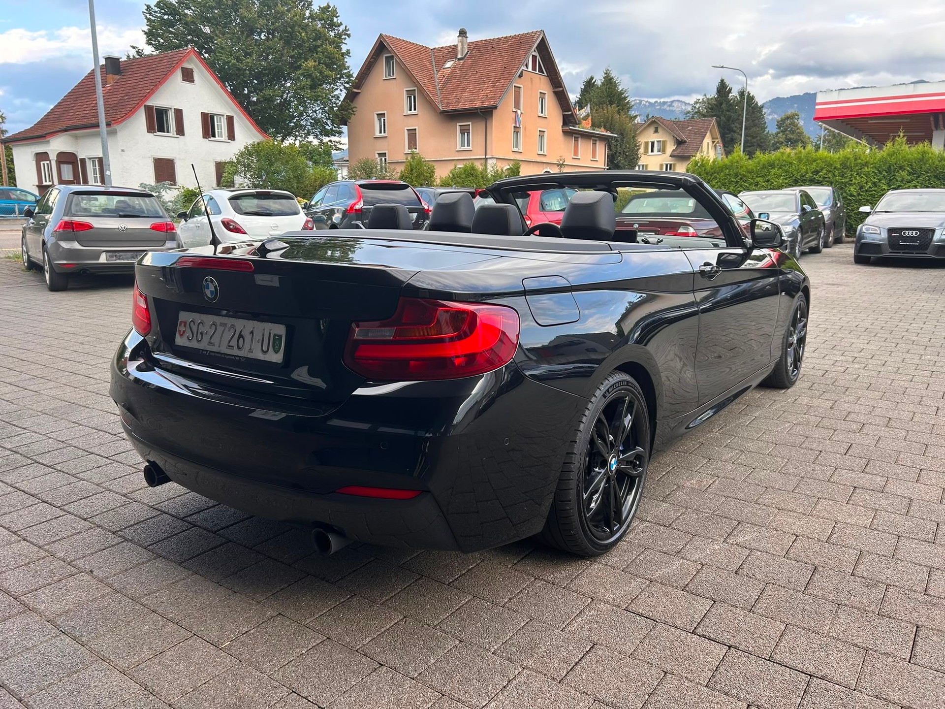 BMW M235i xDrive Steptronic-image-7