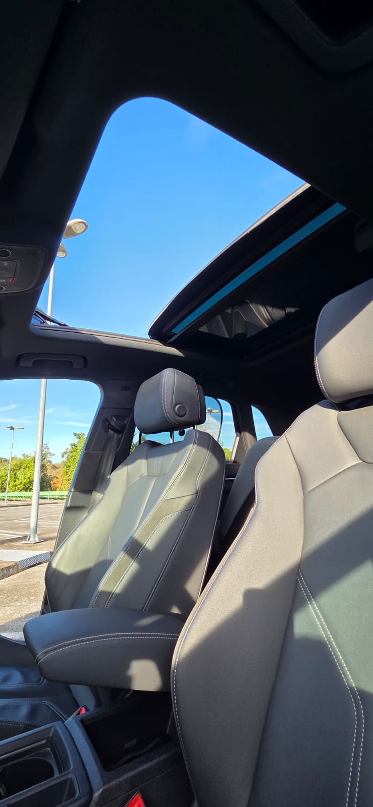 AUDI 2.0 40 TFSI S line quattro S-Tronic-image-4