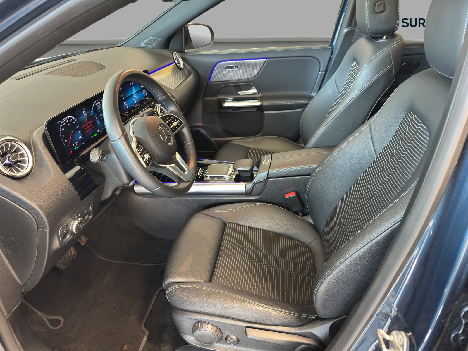 MERCEDES-BENZ EQA 250-image-7