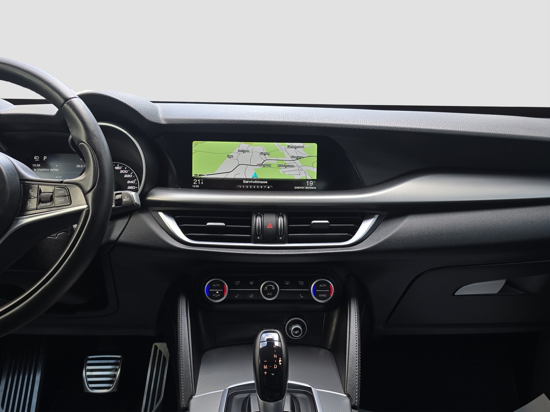 ALFA ROMEO Stelvio 2.0 Executive Q4 Automatic-image-11