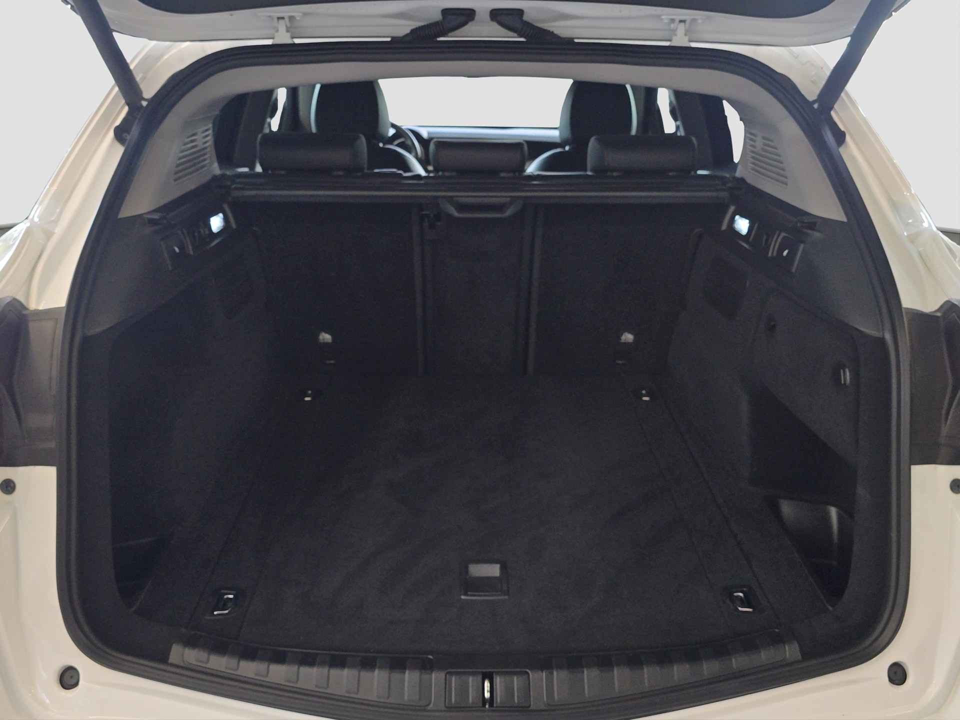 ALFA ROMEO Stelvio 2.0 Executive Q4 Automatic-image-8