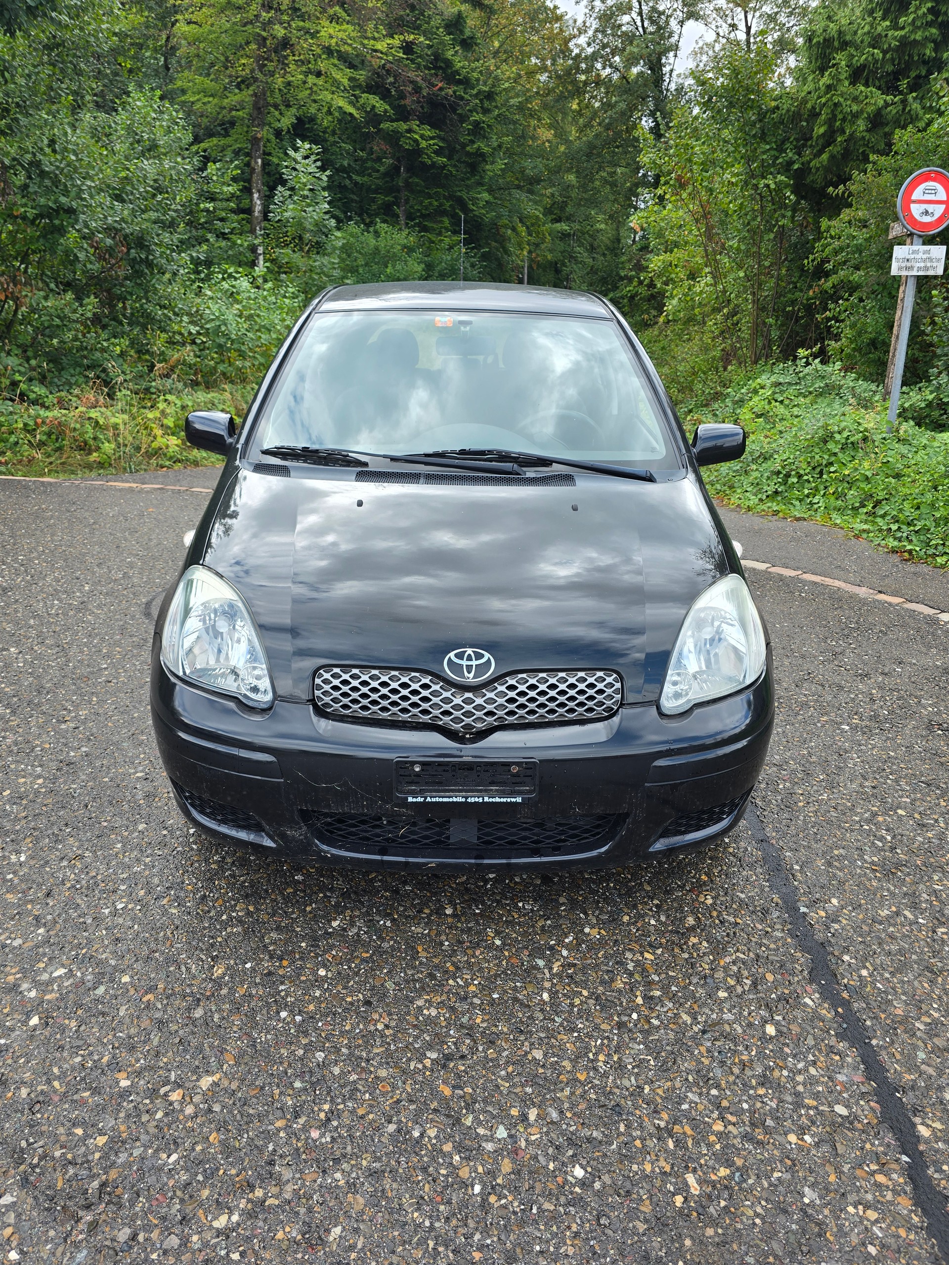 TOYOTA Yaris 1.3 Linea Sol-image-0