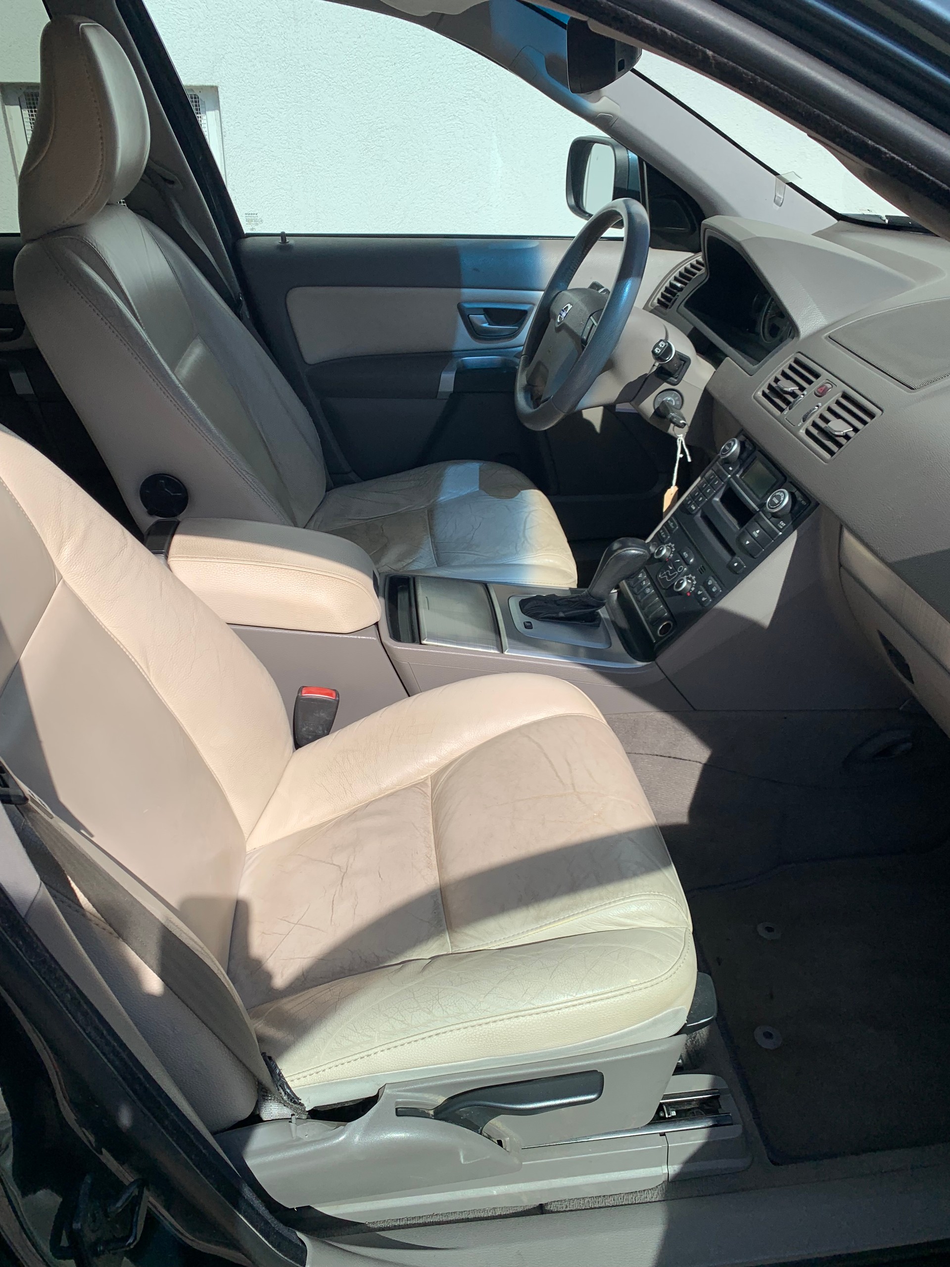 VOLVO XC90 D5 AWD Ocean Race Geartronic-image-5