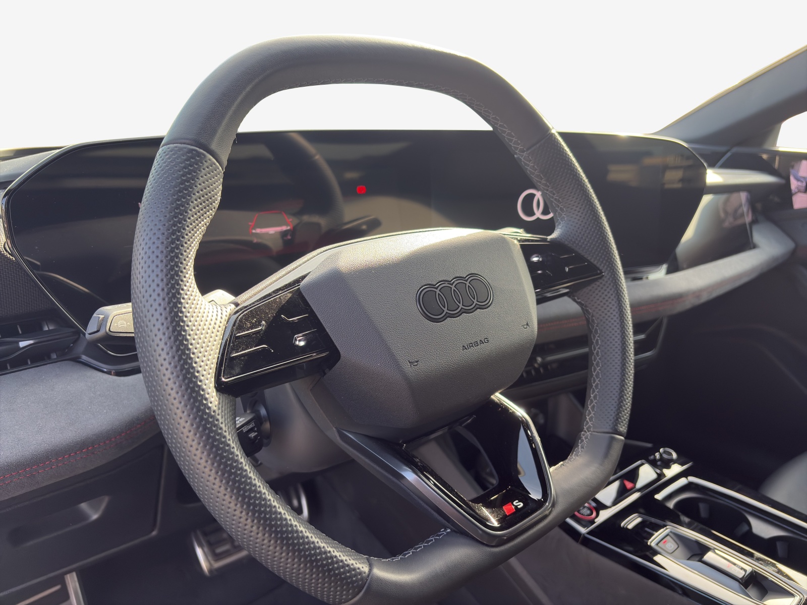 AUDI S6 Avant e-tron quattro-image-10