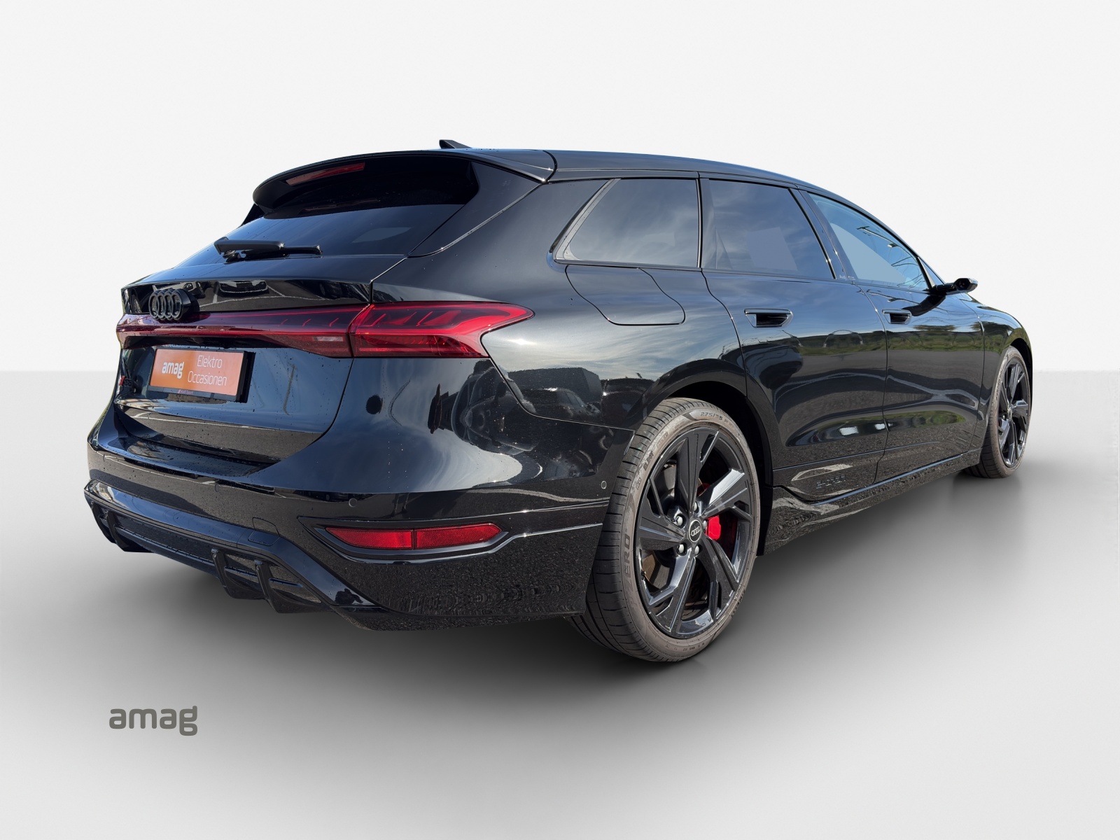 AUDI S6 Avant e-tron quattro-image-5