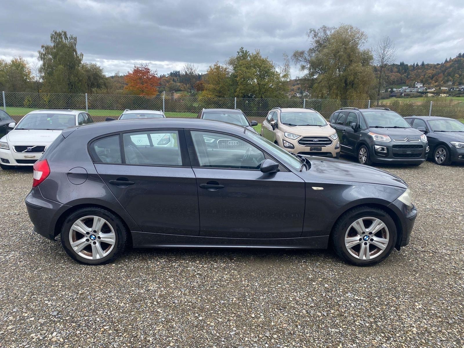 BMW 116i-image-7