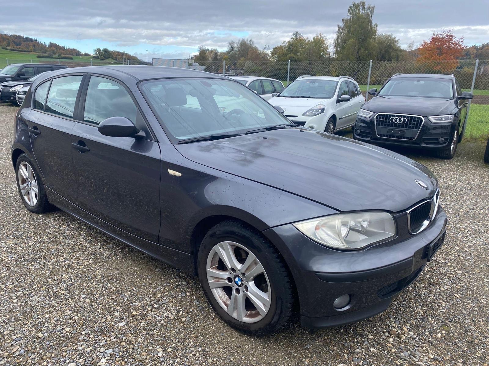BMW 116i-image-0