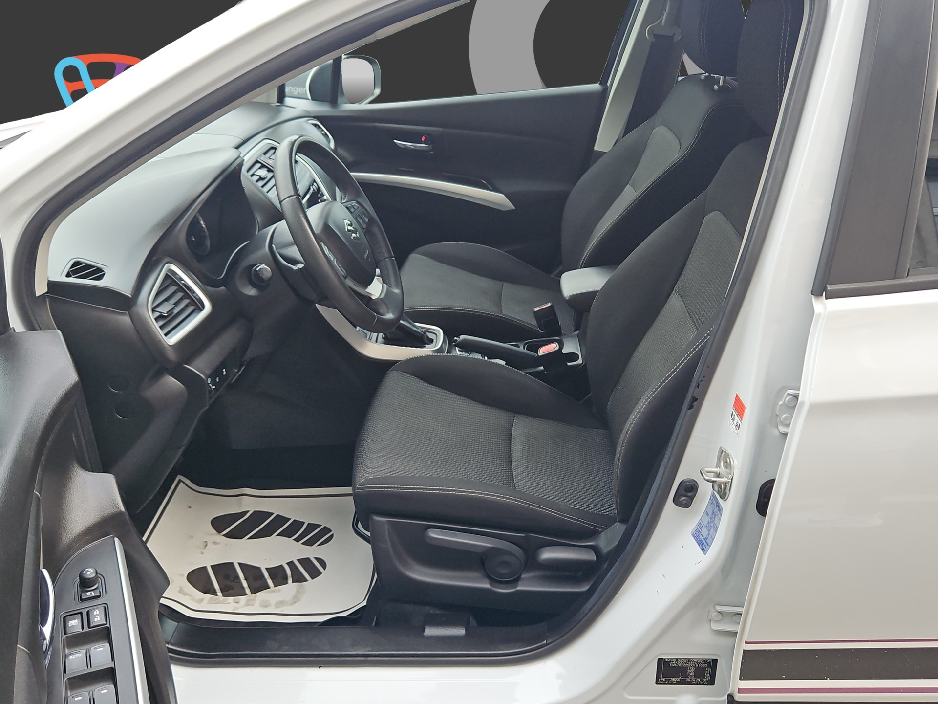 SUZUKI SX4 S-Cross 1.6 16V PizSulai 4WD CVT7-image-12