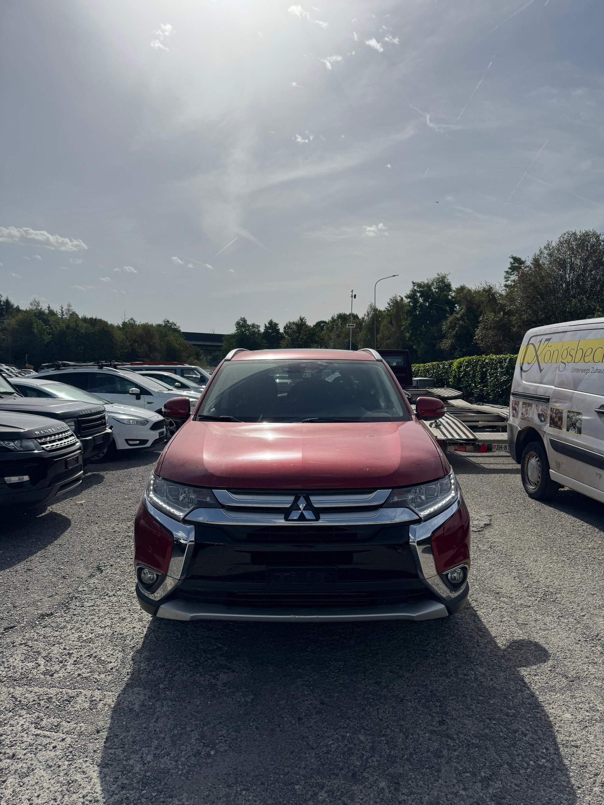 MITSUBISHI Outlander 2.2 DID Diamond 4WD Automatic-image-0