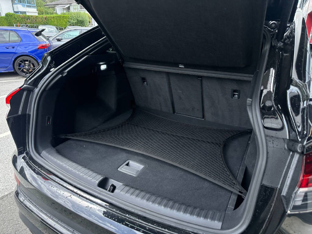 AUDI Q4 e-tron Sportback 50 quattro (CH)-image-14