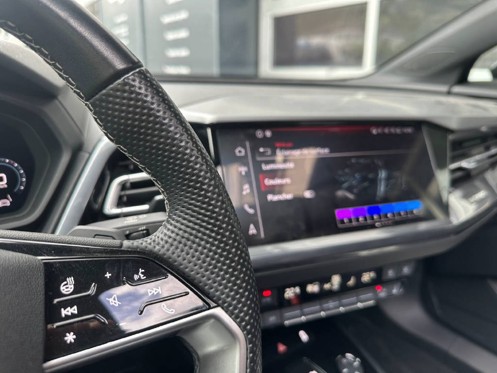 AUDI Q4 e-tron Sportback 50 quattro (CH)-image-12