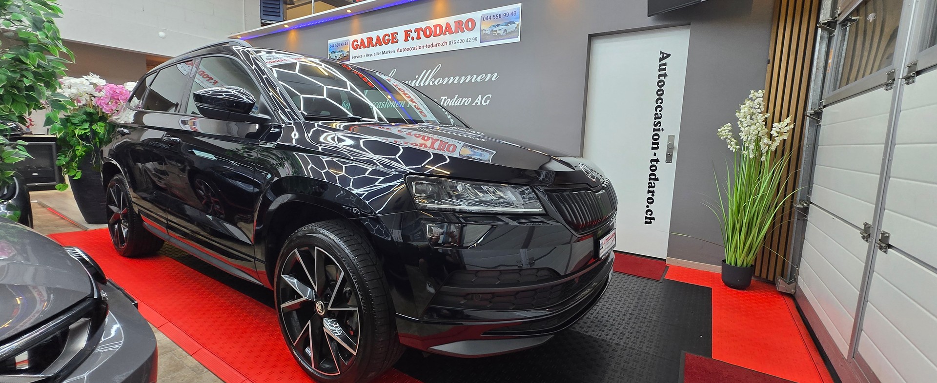 SKODA Karoq 2.0 TSI SportLine 4x4 DSG-image-0