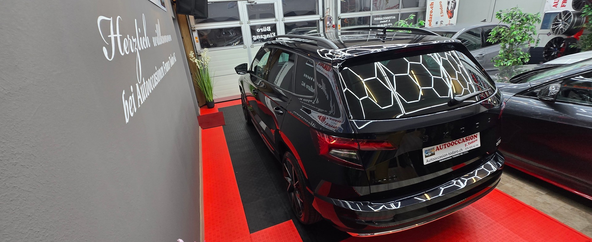 SKODA Karoq 2.0 TSI SportLine 4x4 DSG-image-6