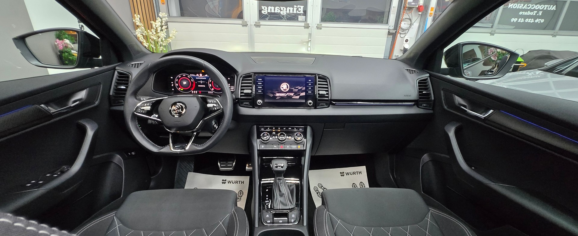 SKODA Karoq 2.0 TSI SportLine 4x4 DSG-image-24
