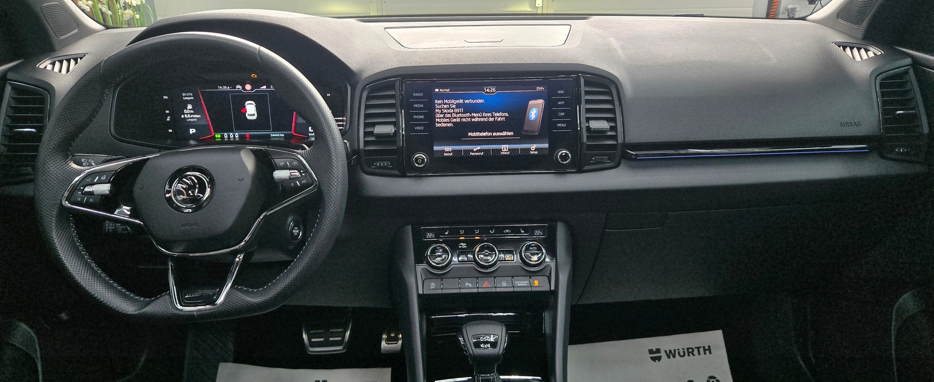 SKODA Karoq 2.0 TSI SportLine 4x4 DSG-image-27
