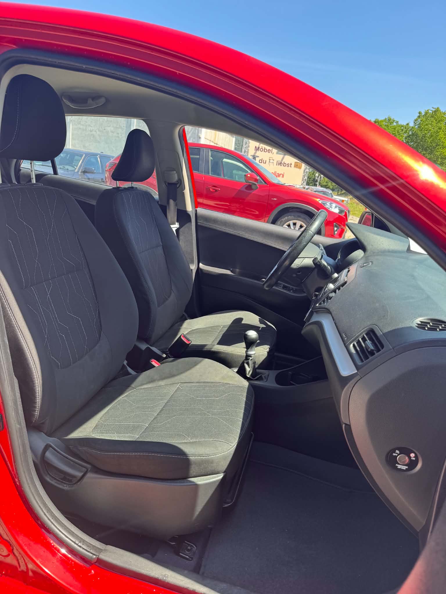 KIA Picanto 1.1 Classic-image-5
