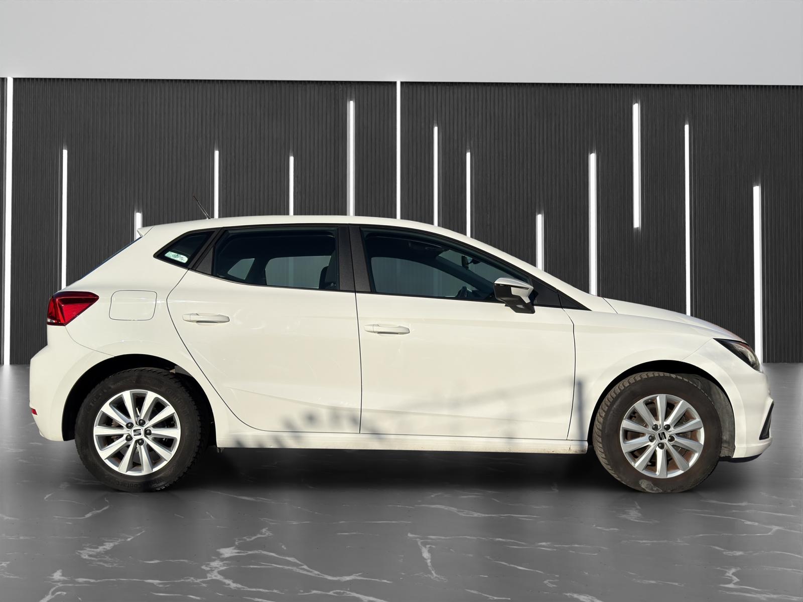 SEAT 1.0 TSI 110 Style DSG-image-2