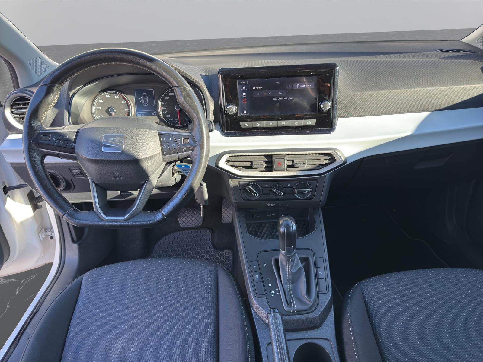 SEAT 1.0 TSI 110 Style DSG-image-12