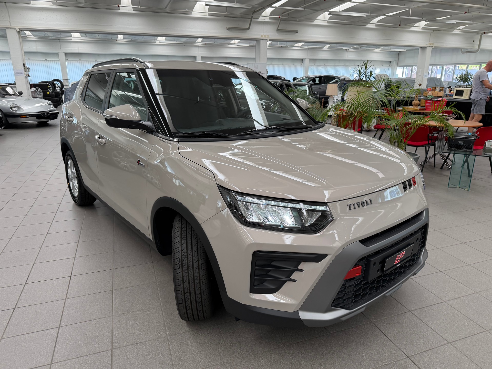 KGM-SsangYong Tivoli 1.5 T GDI Steel-image-1