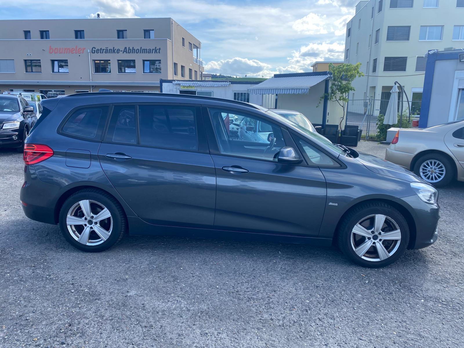 BMW 220d xDrive Gran Tourer Sport Line Steptronic-image-3