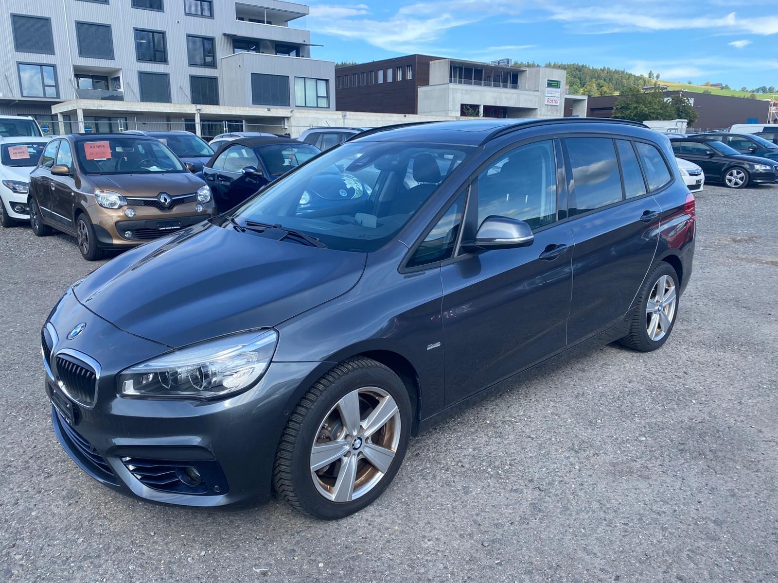 BMW 220d xDrive Gran Tourer Sport Line Steptronic-image-1