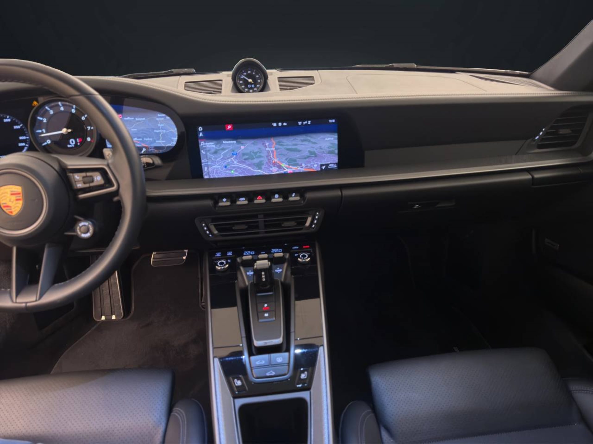 PORSCHE 911 Carrera 4-image-20