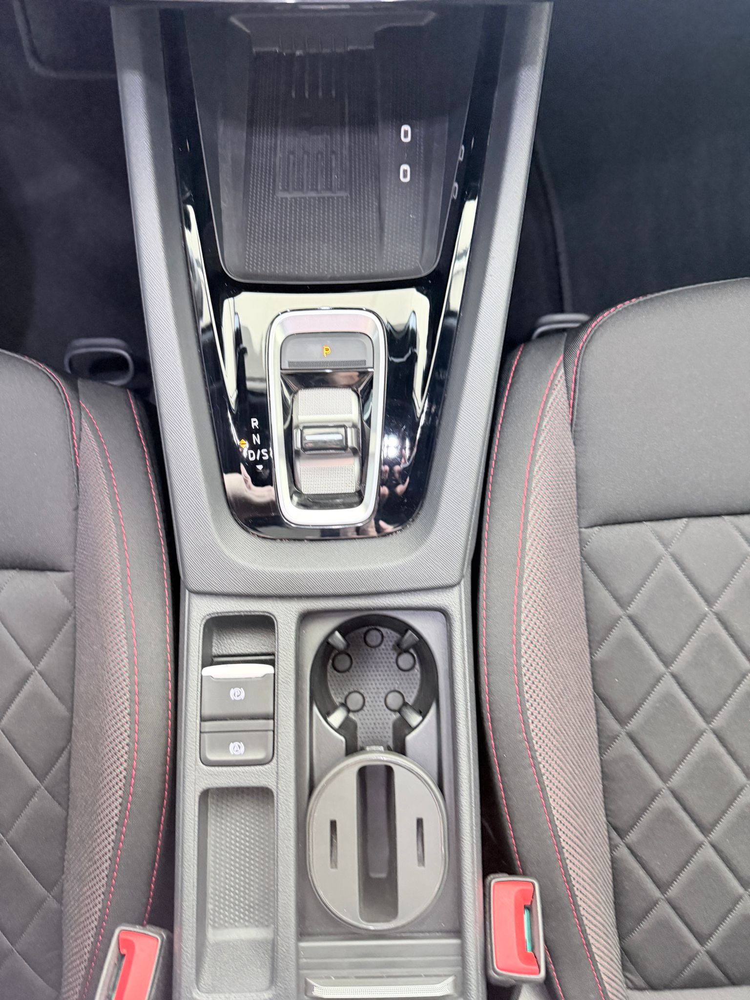SKODA Octavia Combi 2.0 TSI RS DSG-image-10