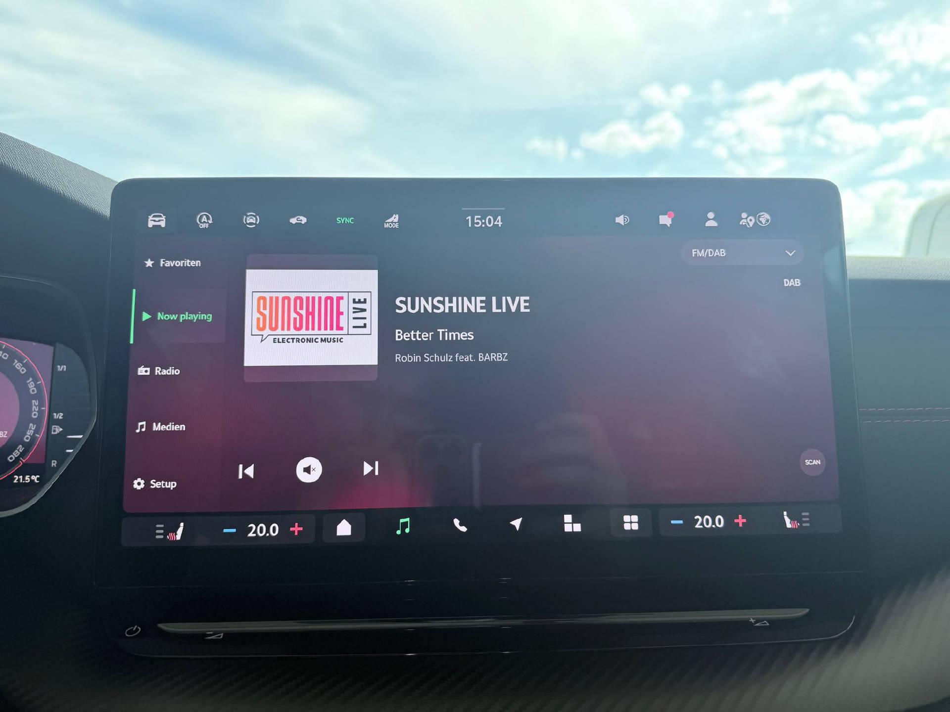 SKODA Octavia Combi 2.0 TSI RS DSG-image-16