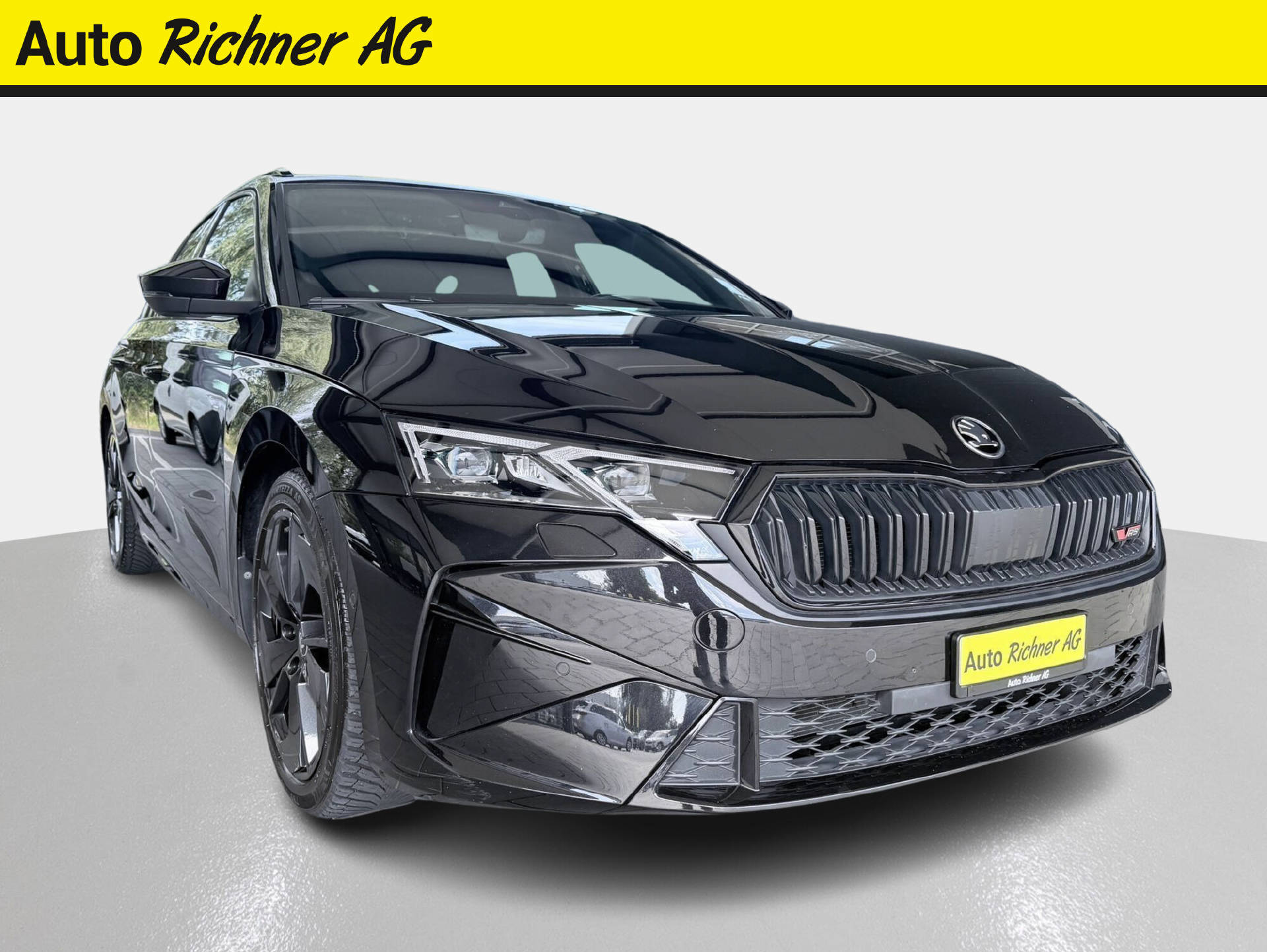 SKODA Octavia Combi 2.0 TSI RS DSG-image-0