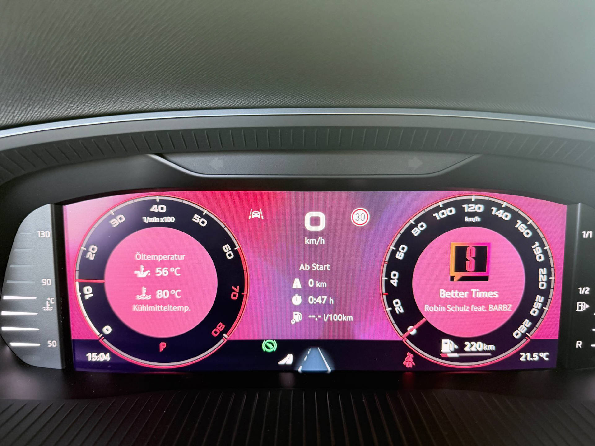 SKODA Octavia Combi 2.0 TSI RS DSG-image-9