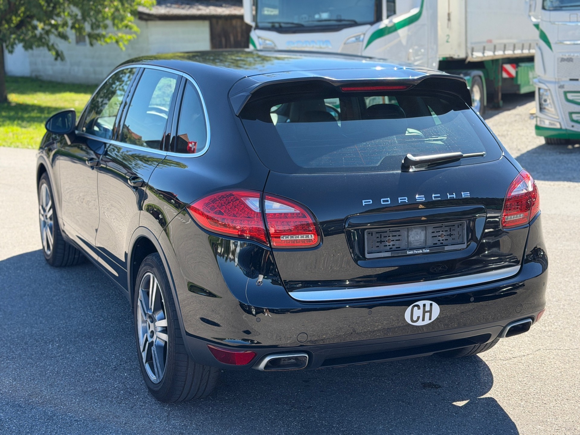 PORSCHE Cayenne Diesel-image-13