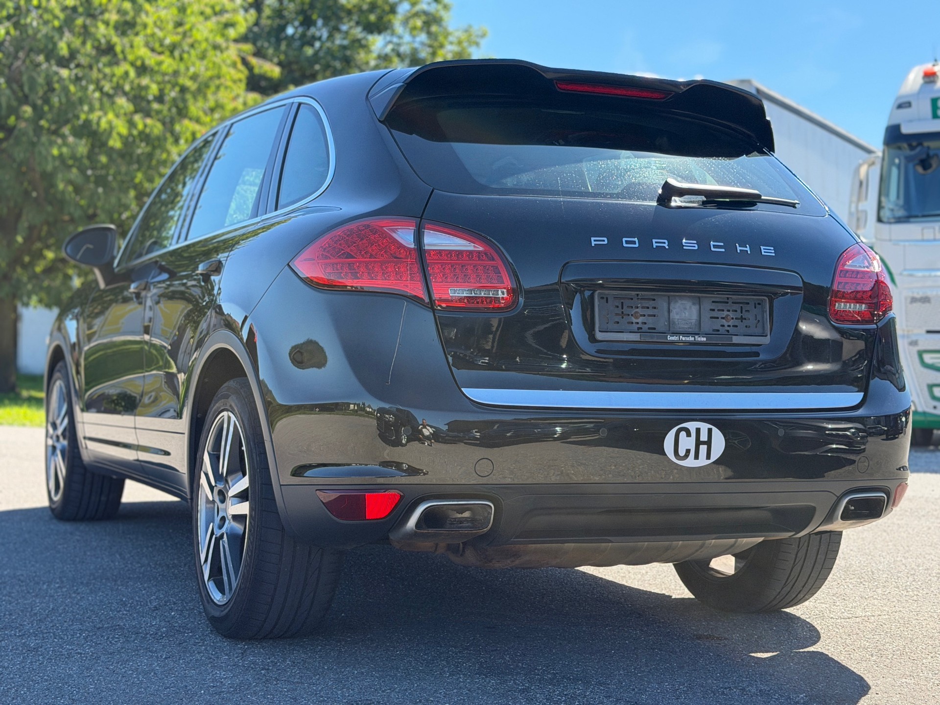 PORSCHE Cayenne Diesel-image-5