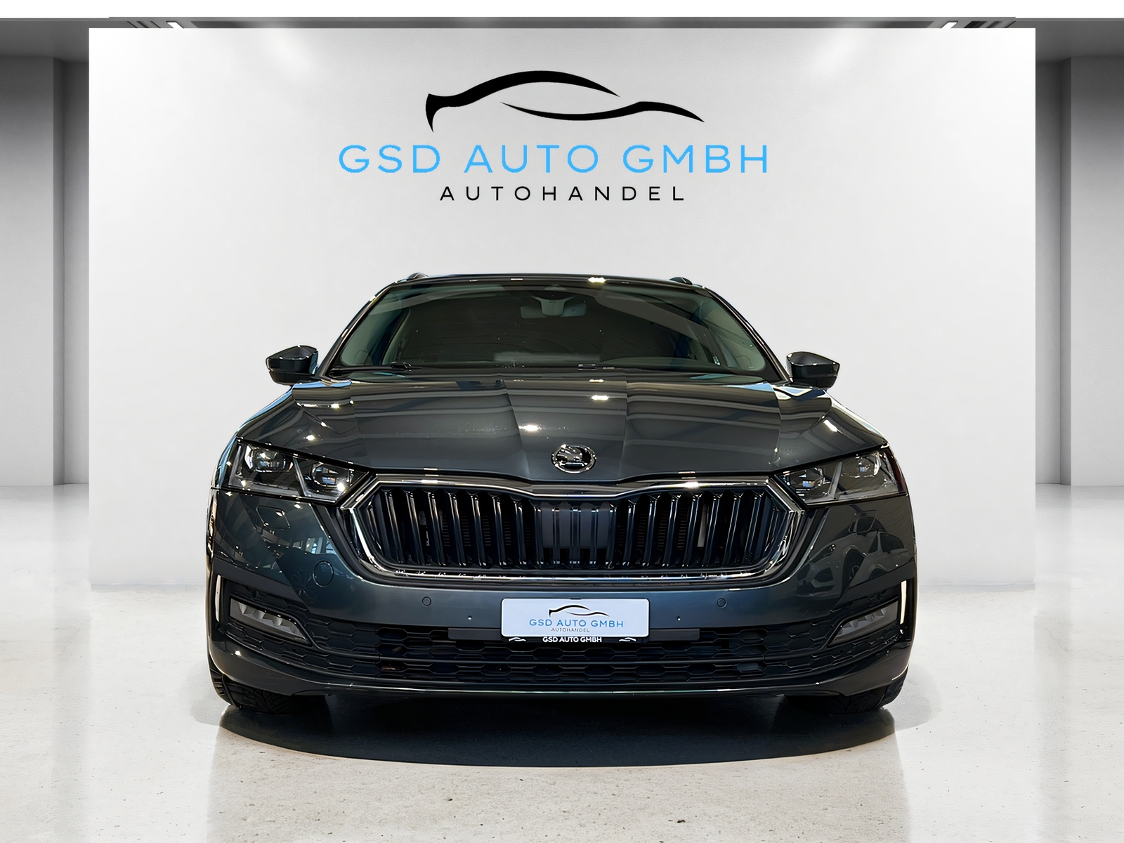 SKODA Octavia Combi 2.0 TDI DSG 4x4**Rückfahrtkamera,CH Auslieferung,Tempomat ACC,Frisch ab MFK**-image-1