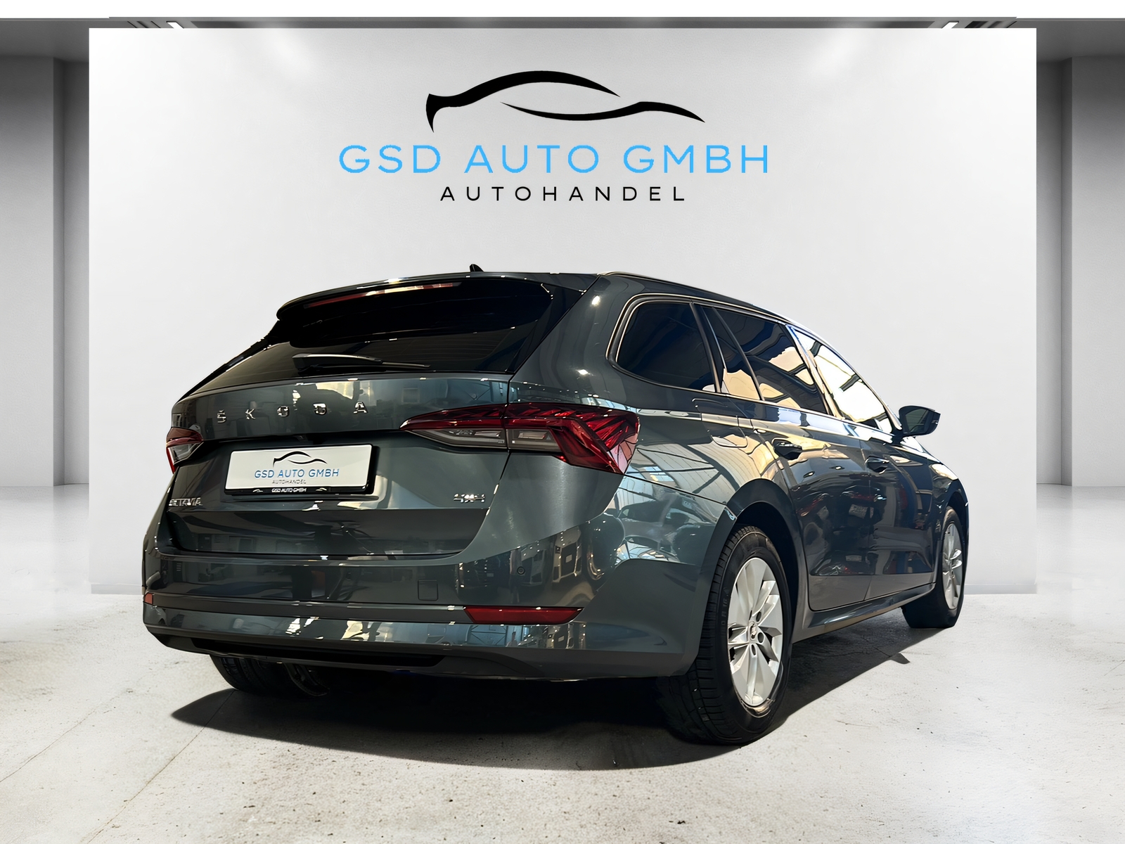 SKODA Octavia Combi 2.0 TDI DSG 4x4**Rückfahrtkamera,CH Auslieferung,Tempomat ACC,Frisch ab MFK**-image-4